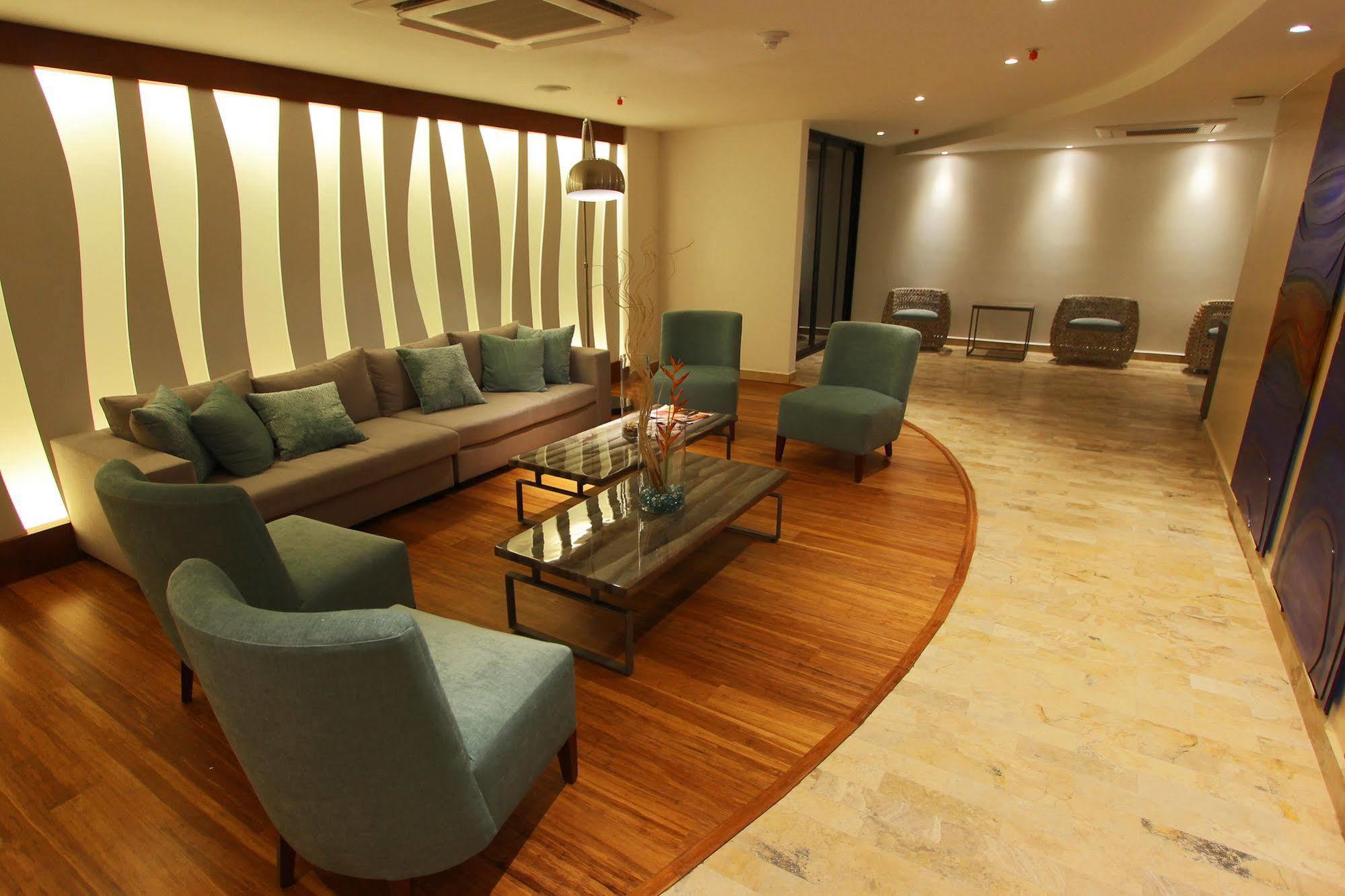 Hotel Poseidon มันตา ภายนอก รูปภาพ