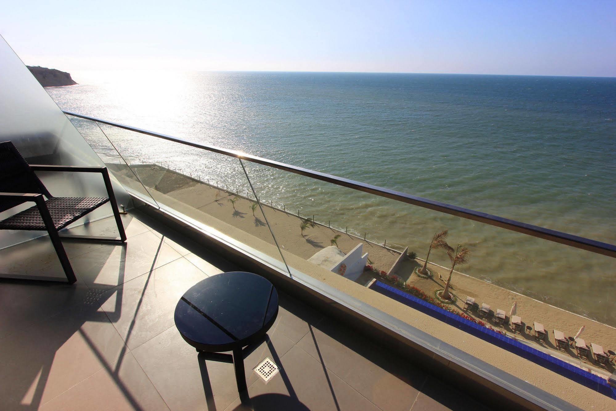 Hotel Poseidon มันตา ภายนอก รูปภาพ