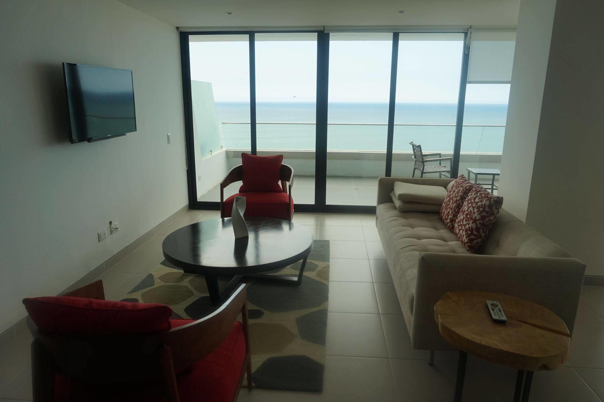 Hotel Poseidon มันตา ภายนอก รูปภาพ