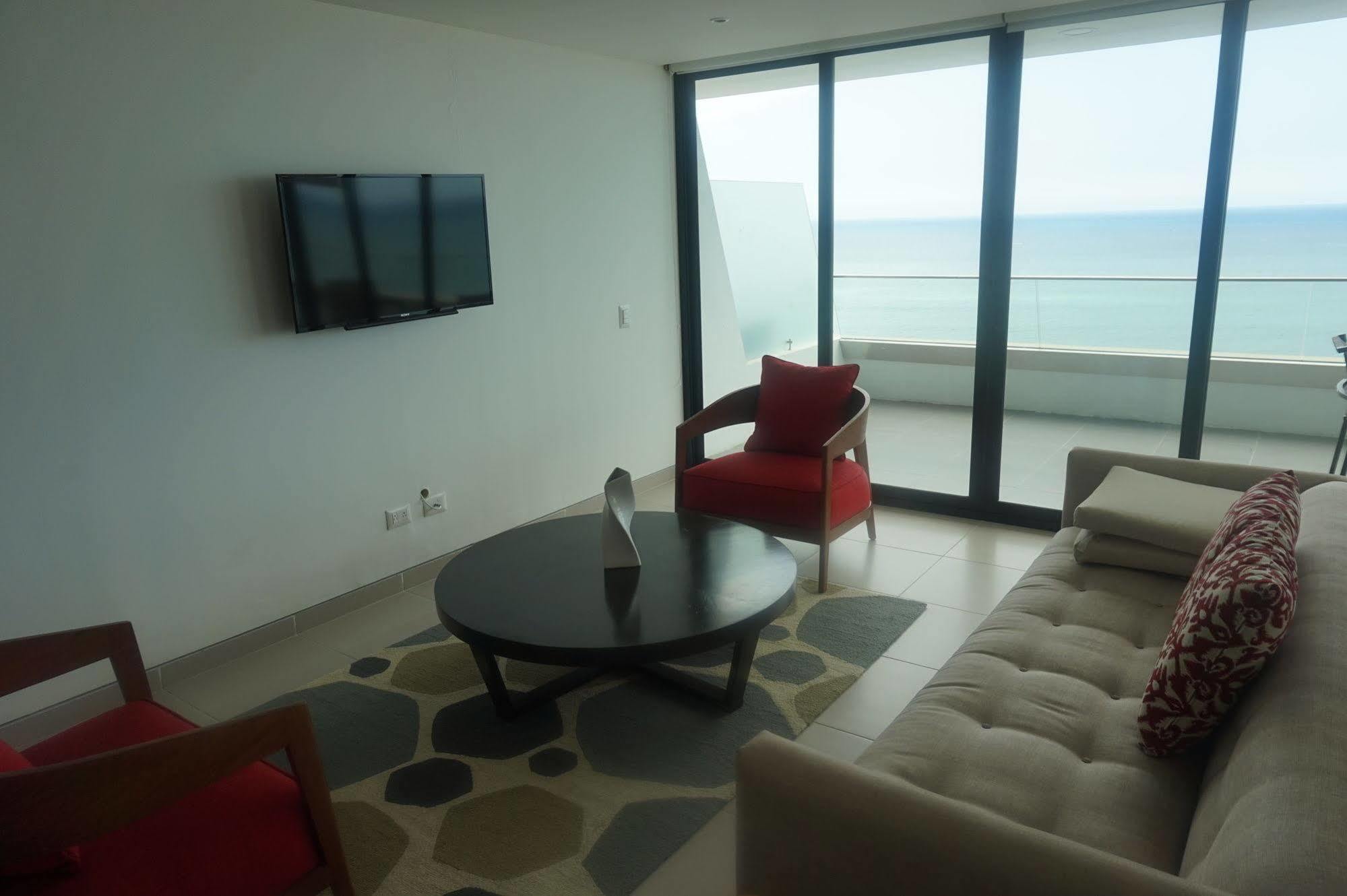 Hotel Poseidon มันตา ภายนอก รูปภาพ