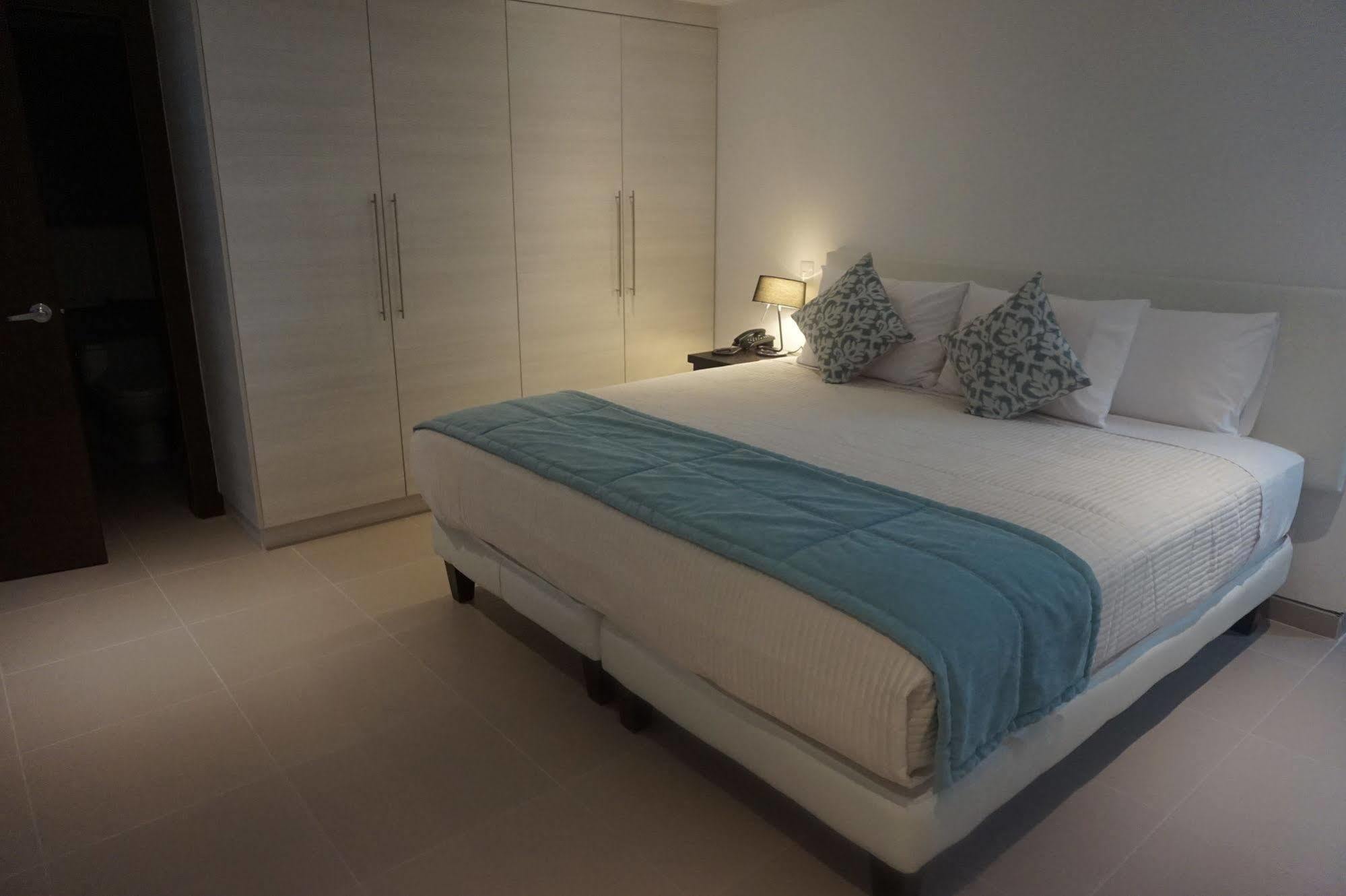 Hotel Poseidon มันตา ภายนอก รูปภาพ